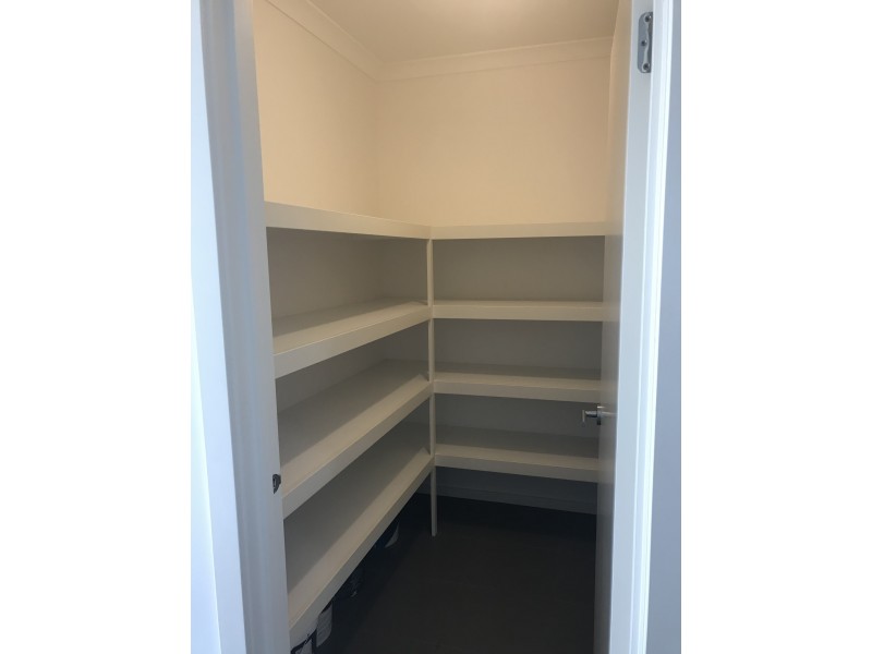 15 Murrayfield Street, Cranbourne East VIC 3977