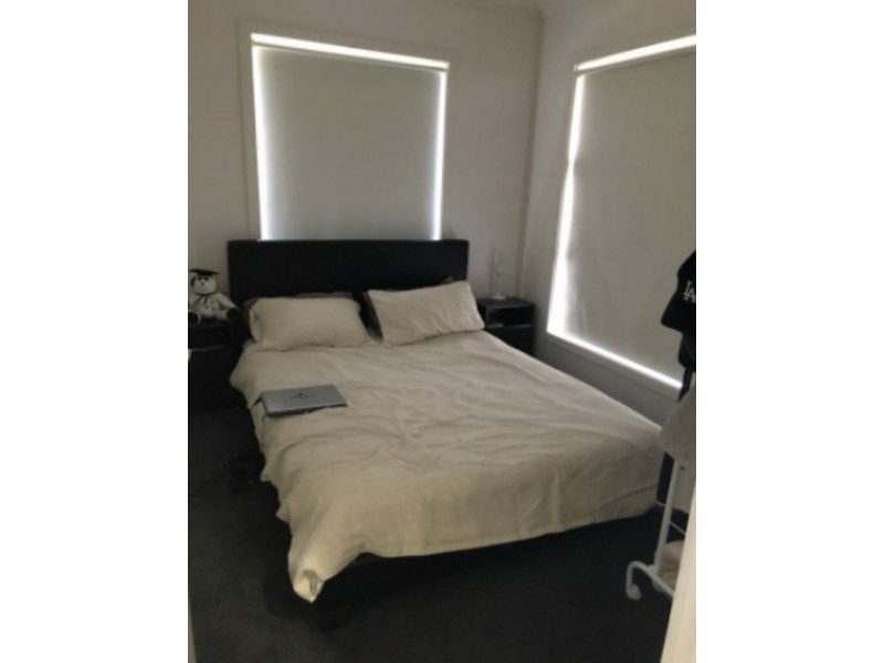 15 Murrayfield Street, Cranbourne East VIC 3977