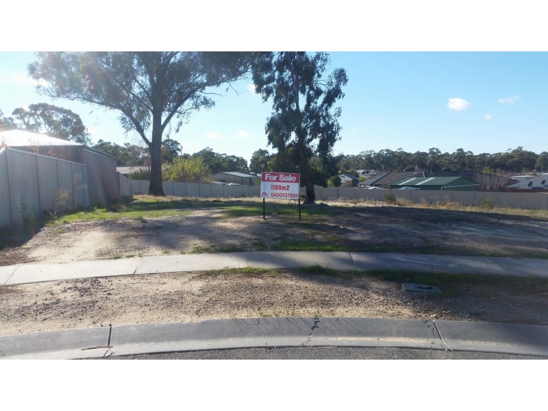7 Charlbert Place, Strathfieldsaye VIC 3551