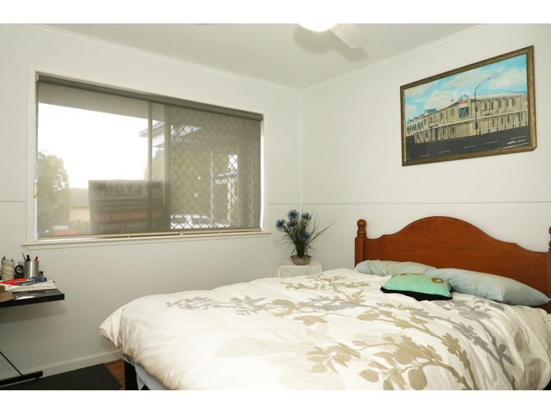 1 Jean Street, Harristown QLD 4350