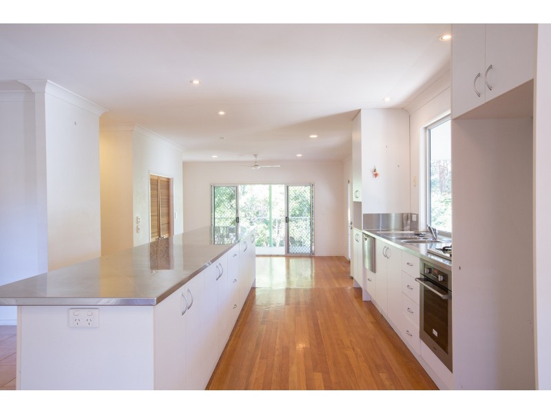 66 North Road, Lower Beechmont QLD 4211