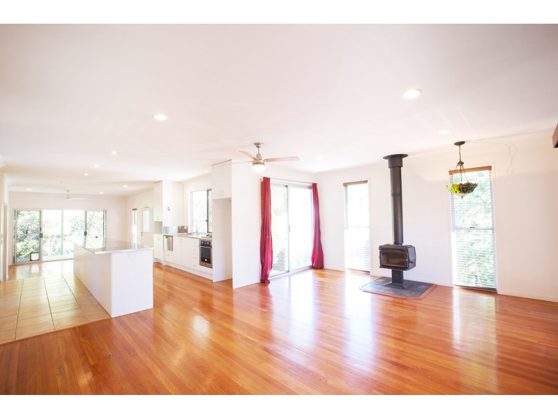 66 North Road, Lower Beechmont QLD 4211