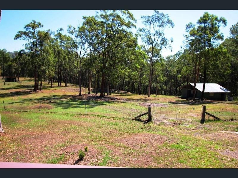 126 Clarke Street, Pindimar NSW 2324