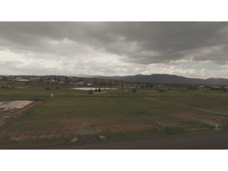 22 Rodeo Drive, Tamworth NSW 2340