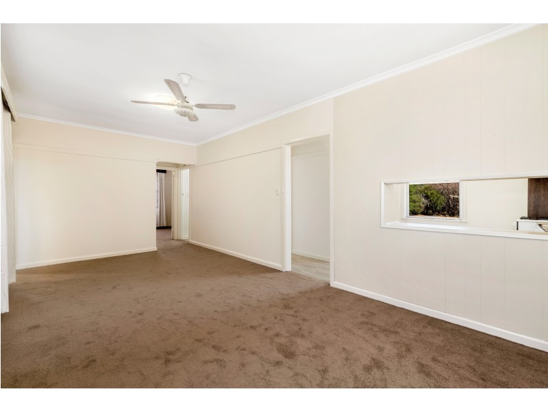 7 Dearborn Parade, Corio VIC 3214