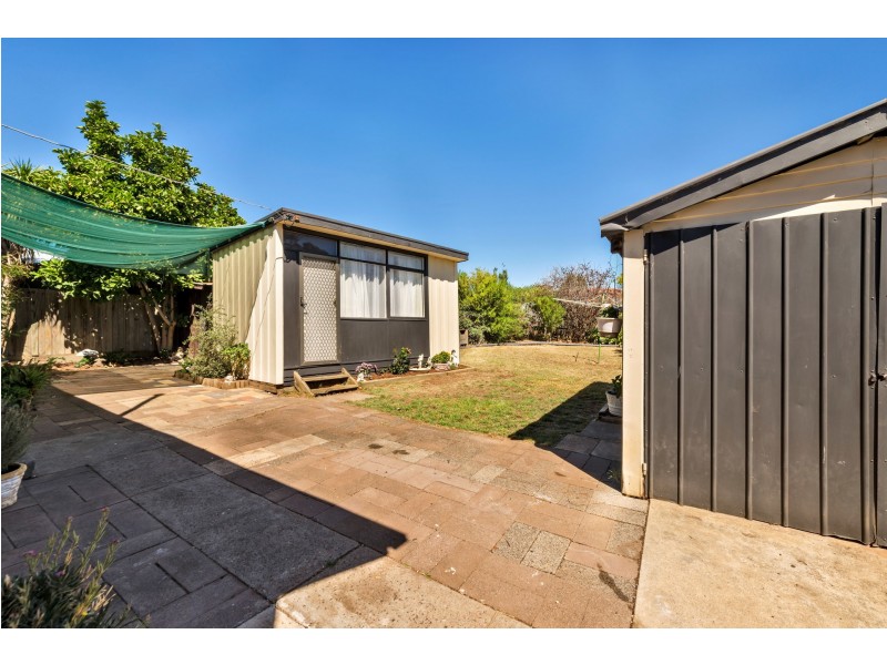7 Dearborn Parade, Corio VIC 3214