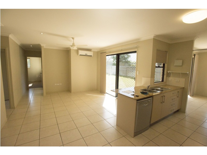 34 Burlingon Circuit, Mount Louisa QLD 4814