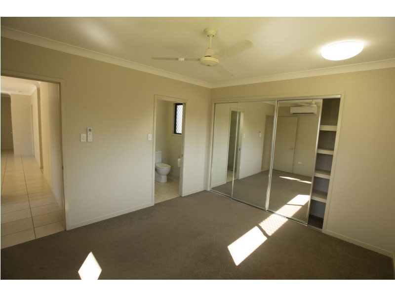 34 Burlingon Circuit, Mount Louisa QLD 4814