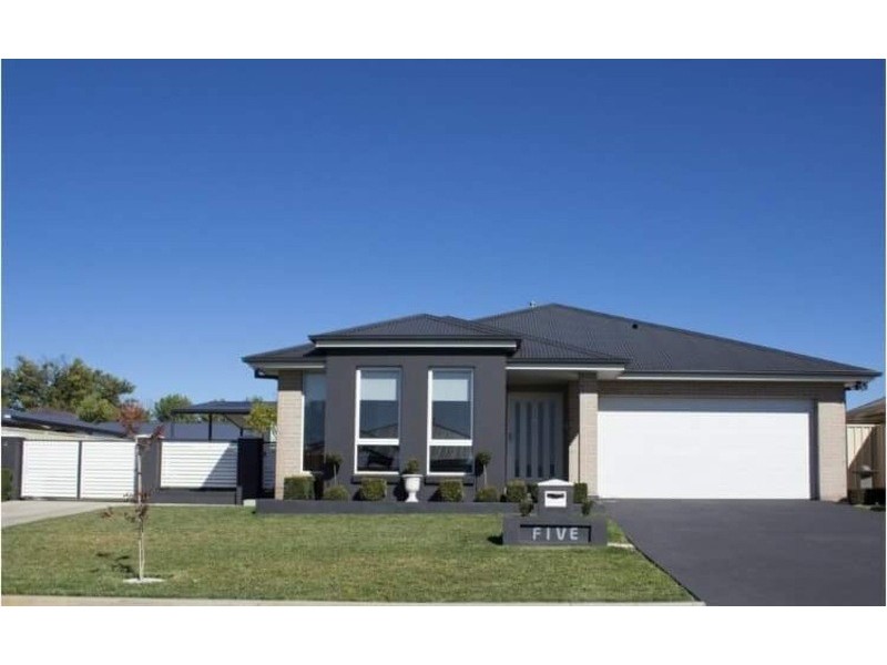 5 Elberta street, Orange NSW 2800