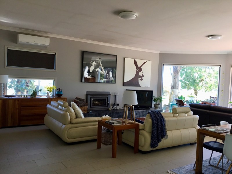 2 Granite Hills Rd, Highlands VIC 3660