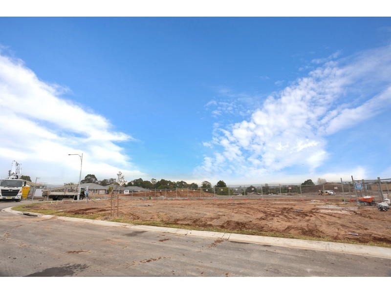 30 Abidi Street, Spring Farm NSW 2570