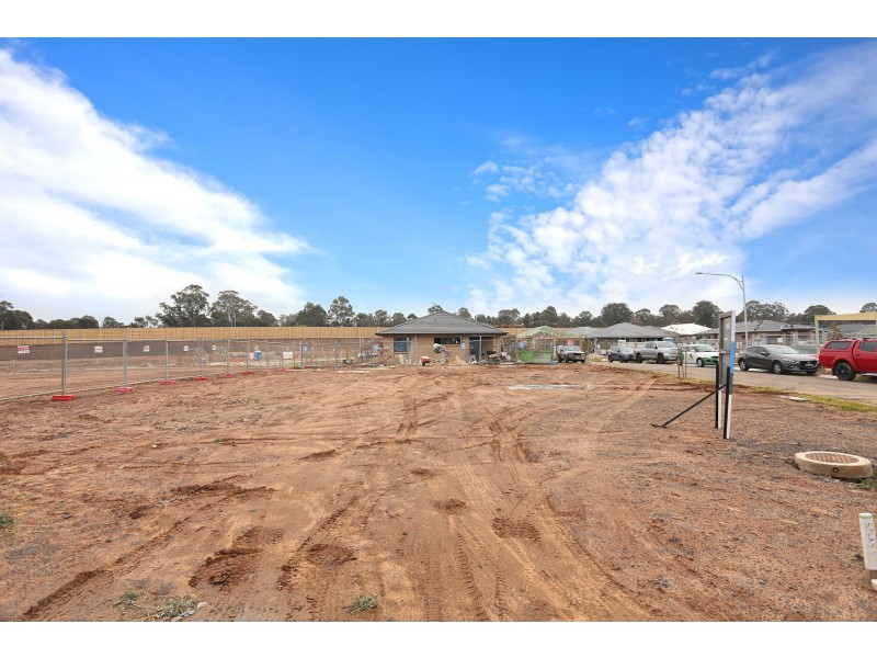 30 Abidi Street, Spring Farm NSW 2570