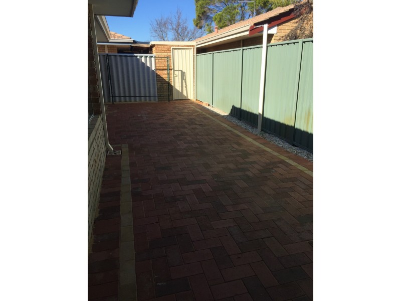 1/2 Dowling Street, Rockingham WA 6168