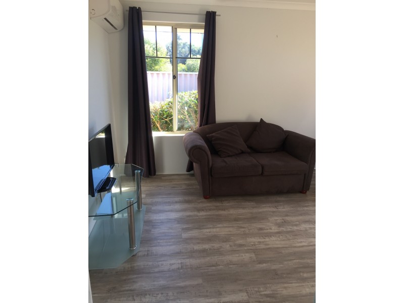 1/2 Dowling Street, Rockingham WA 6168