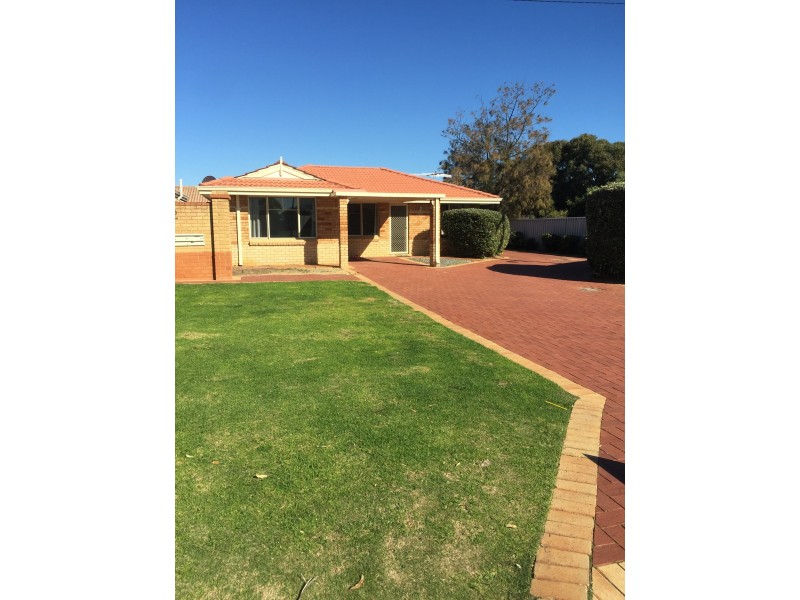 1/2 Dowling Street, Rockingham WA 6168
