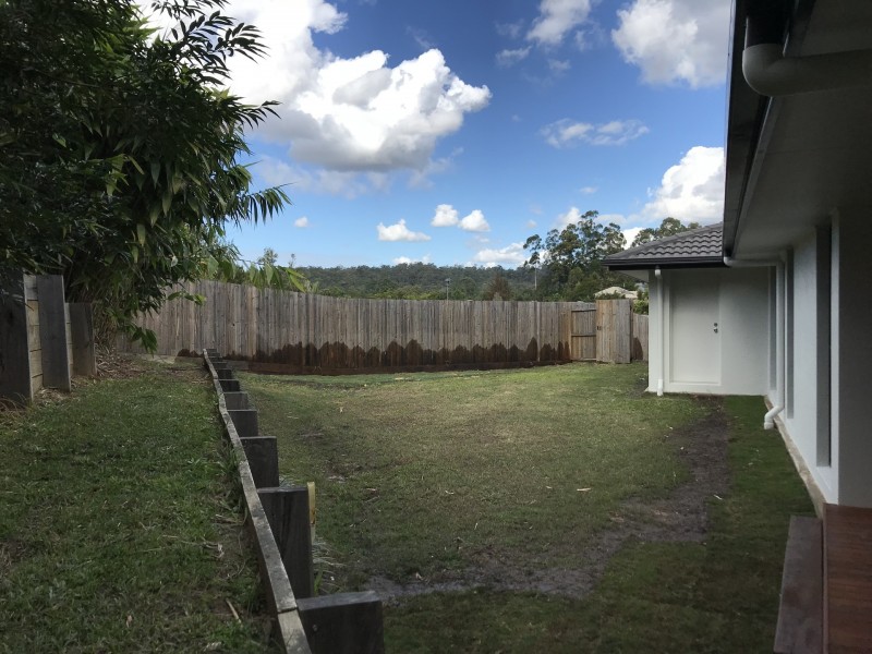 12 Fairview Court, Mooloolah Valley QLD 4553