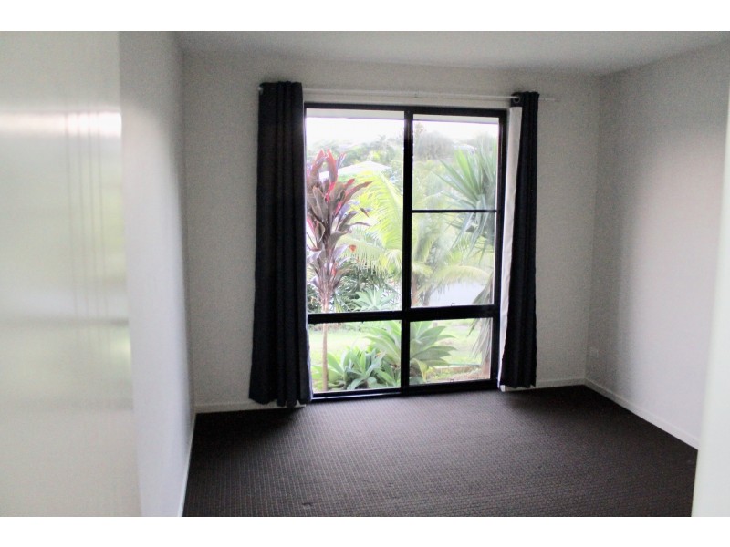12 Fairview Court, Mooloolah Valley QLD 4553
