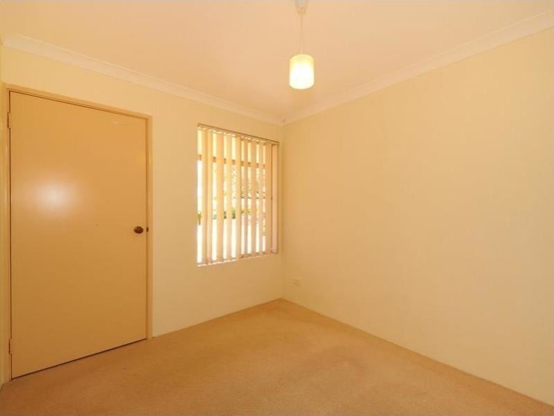 18 Muir Close, Waikiki WA 6169