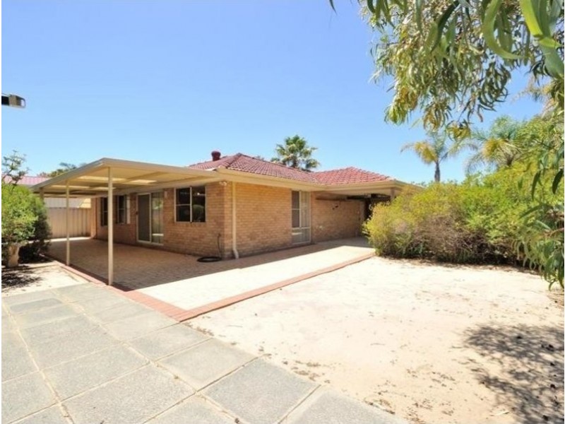 18 Muir Close, Waikiki WA 6169