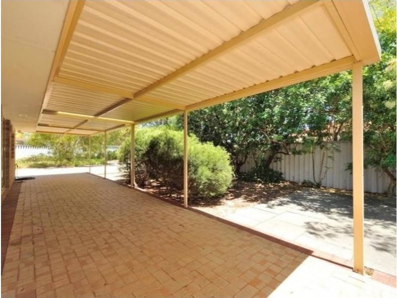 18 Muir Close, Waikiki WA 6169