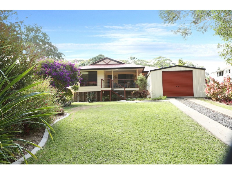 15 Borrows Street, Russell Island QLD 4184