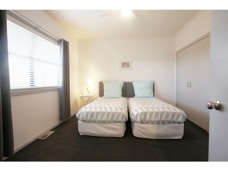 2/12 Bell Street, Creswick VIC 3363