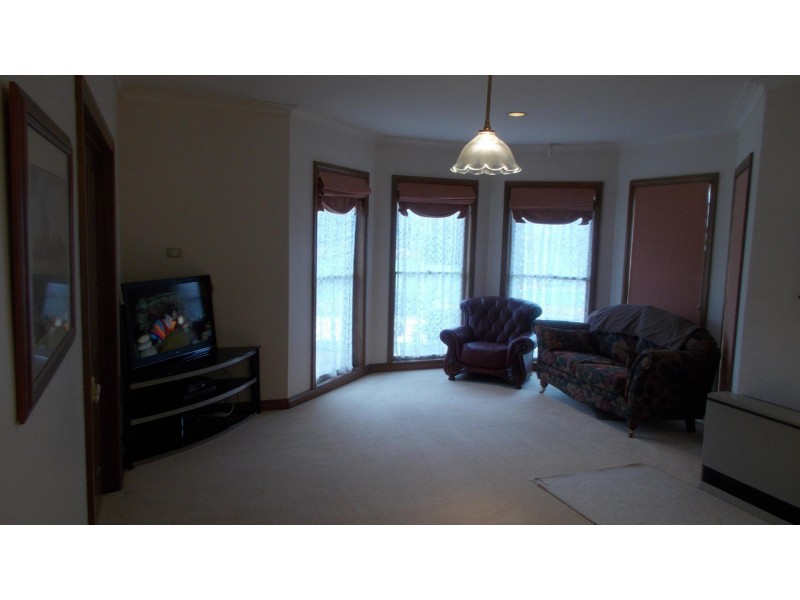 136 Remembrance Drive, Cardigan VIC 3352