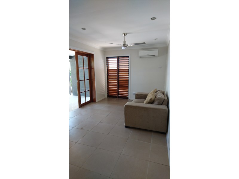 1/8 Gerard Street, Currajong QLD 4812