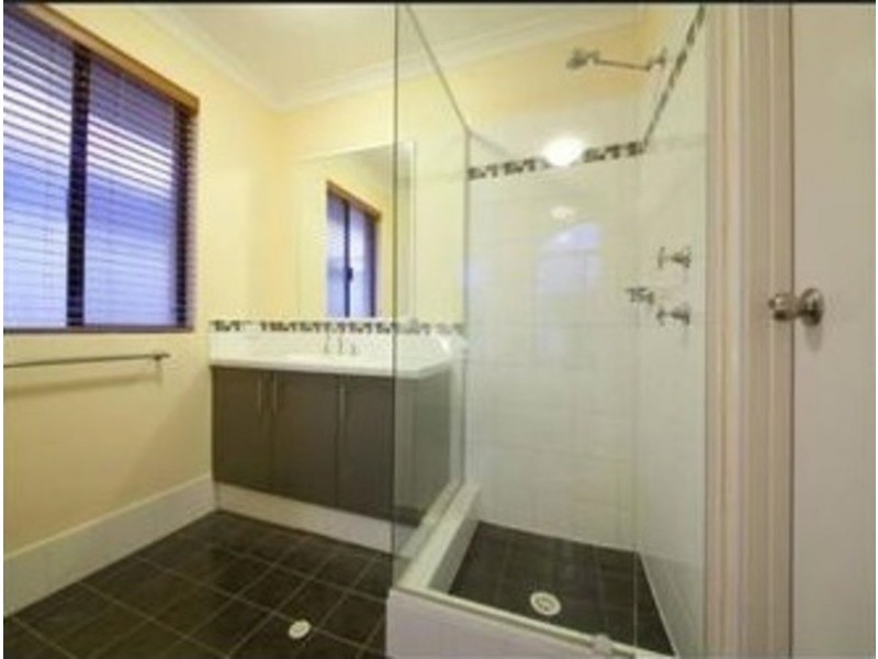 13 Campaspe Drive, Success WA 6164
