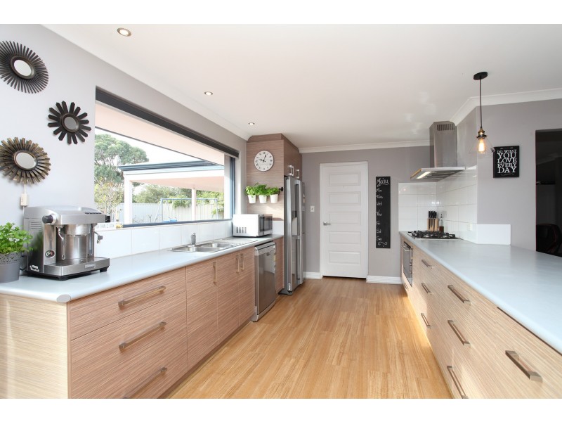 7 Cariati Close, Secret Harbour WA 6173