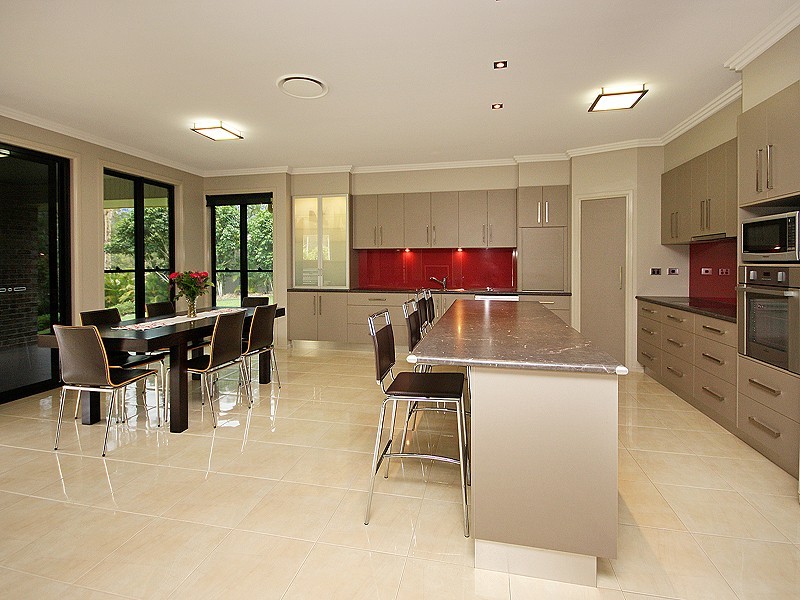 15 Jack Holt Place, Mount Crosby QLD 4306