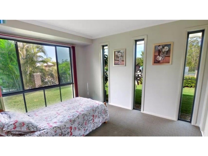 15 Jack Holt Place, Mount Crosby QLD 4306