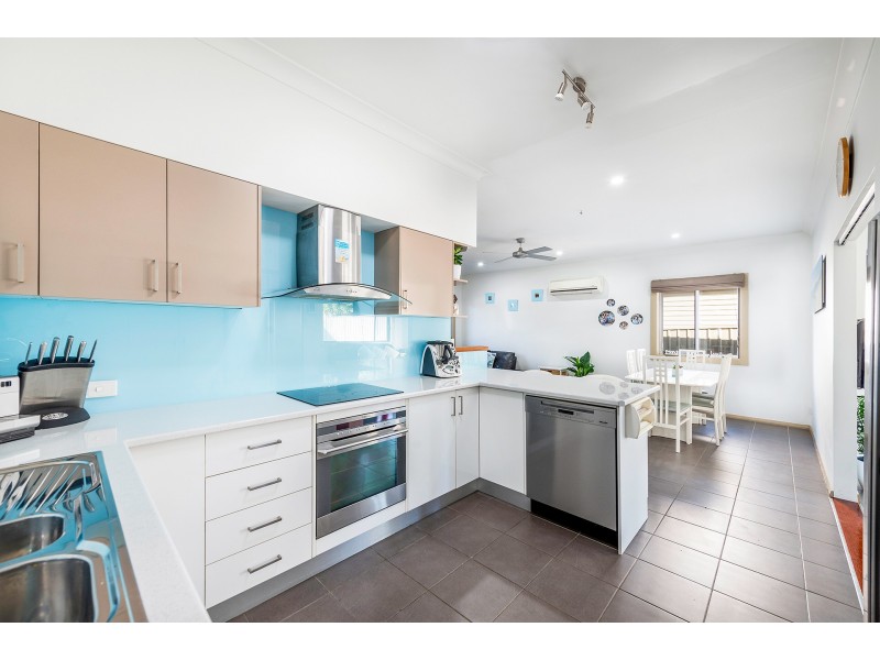 8 Ada Street, Mount Hutton NSW 2290