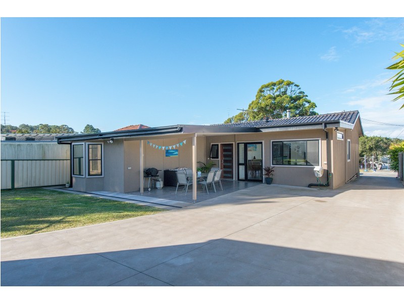 8 Ada Street, Mount Hutton NSW 2290