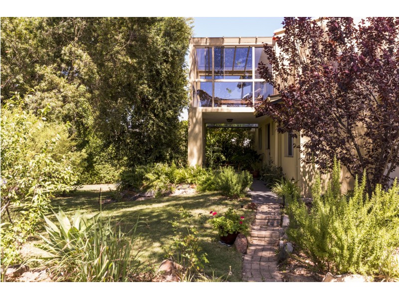 12 Stone Court, Kardinya WA 6163