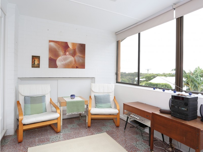 17 Heydon Avenue, Labrador QLD 4215