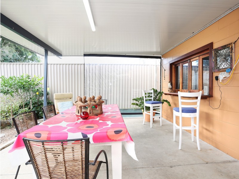 17 Heydon Avenue, Labrador QLD 4215