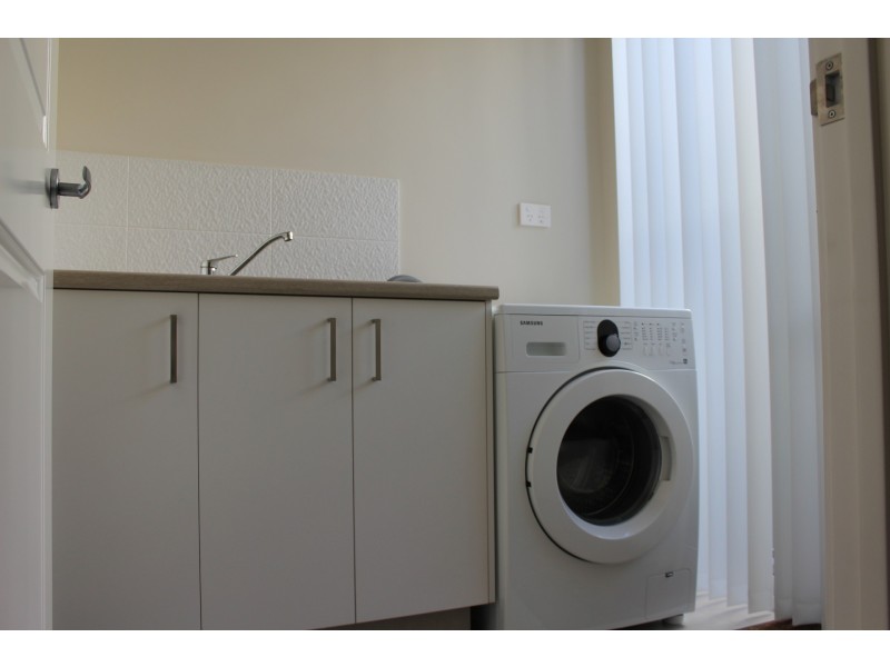 8B Gaunt Road, Spearwood WA 6163