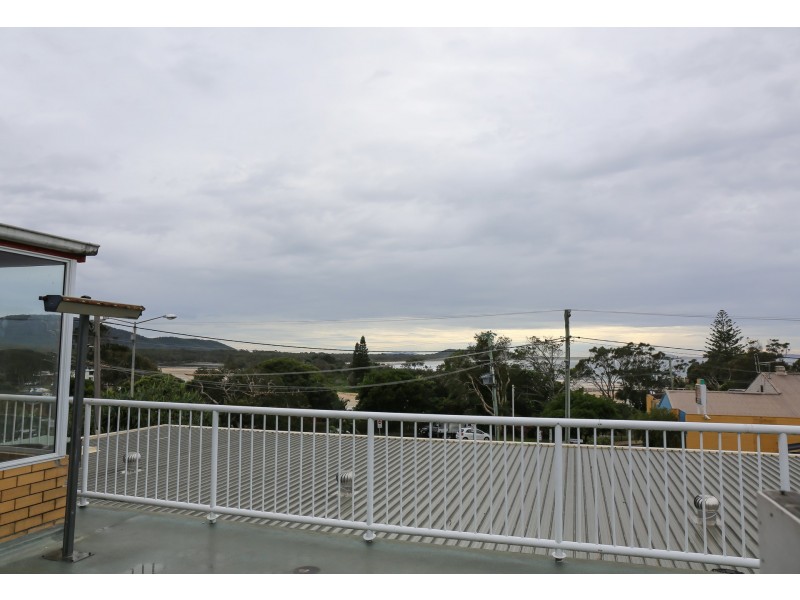4 East Street, Crescent Head NSW 2440