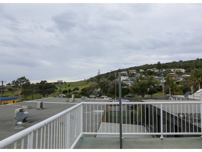 4 East Street, Crescent Head NSW 2440