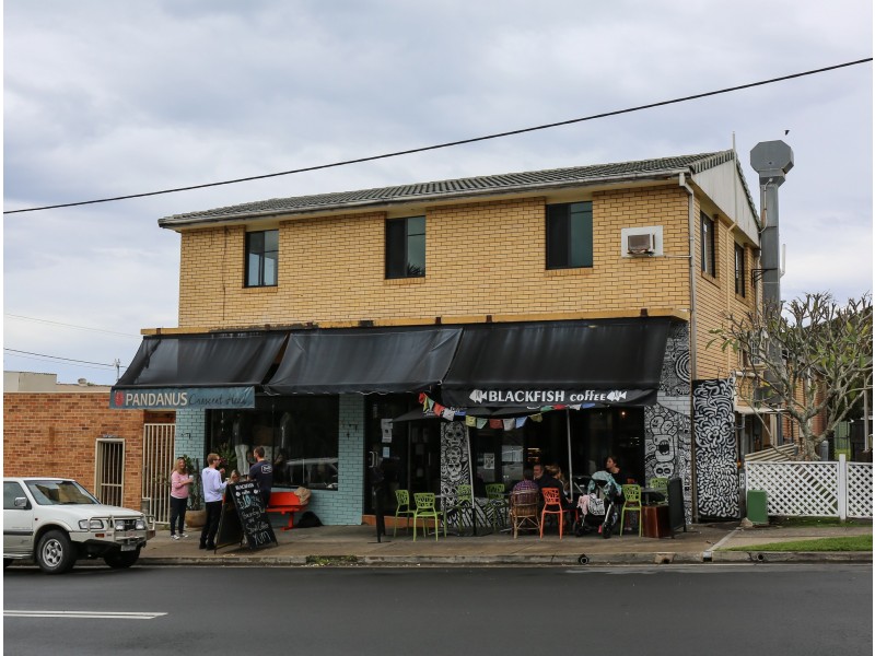 4 East Street, Crescent Head NSW 2440