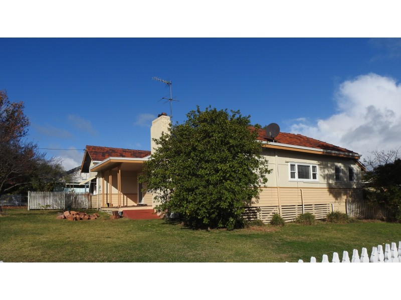 6 Mossop Street, South Bunbury WA 6230