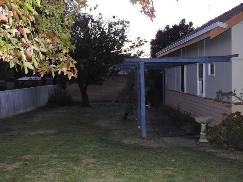 6 Mossop Street, South Bunbury WA 6230