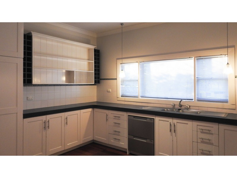 6 Mossop Street, South Bunbury WA 6230