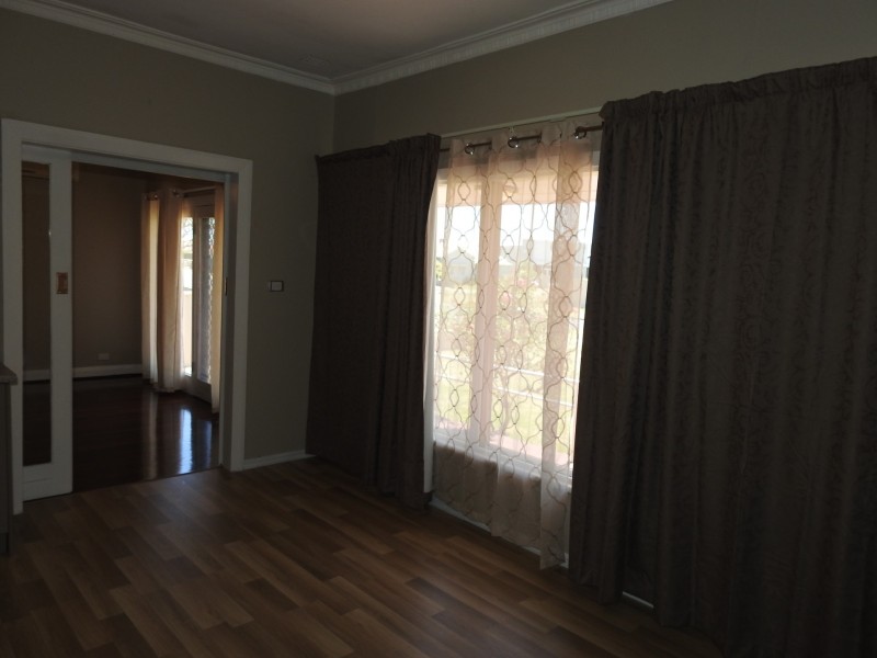 2 Douglas Street, South Bunbury WA 6230