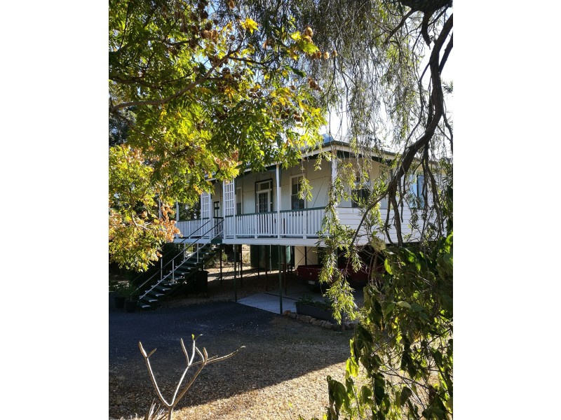 12 Charles Street, Kalbar QLD 4309