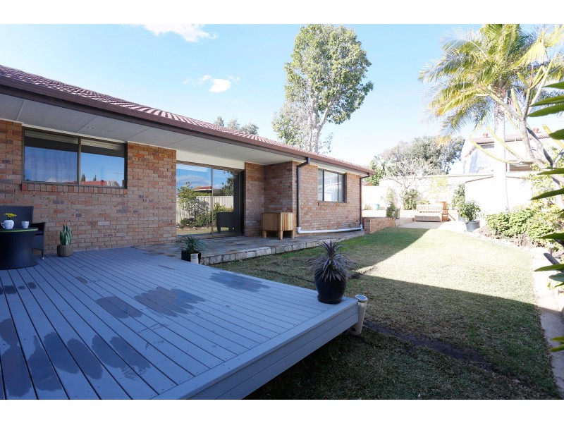 44 Corio Road, Prairiewood NSW 2176