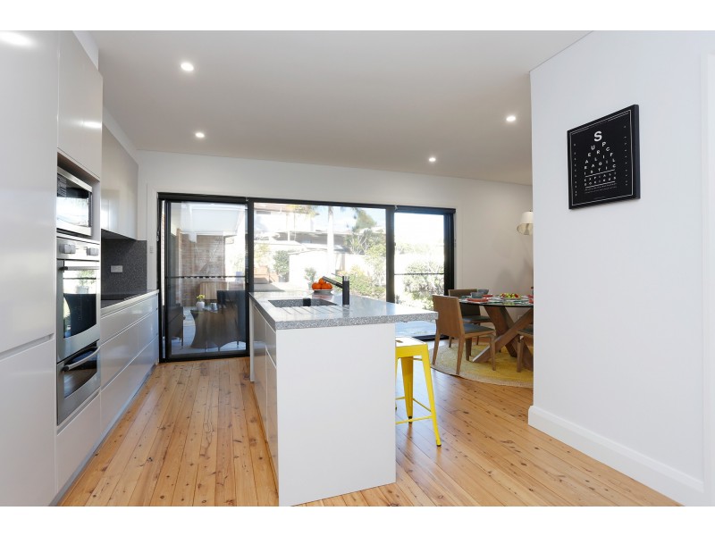 44 Corio Road, Prairiewood NSW 2176