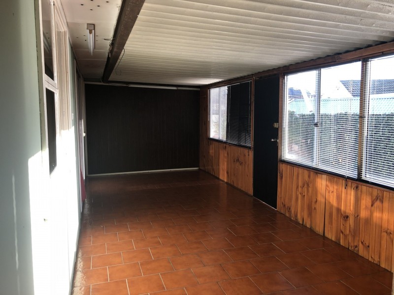 1 Noelene Street, Fairfield West NSW 2165