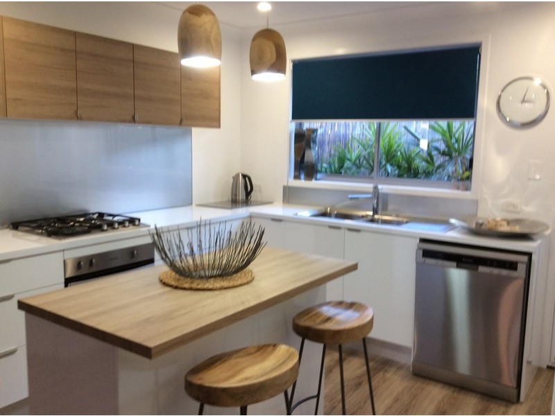 2/11 CARROTHOOL PLACE, Mooloolaba QLD 4557